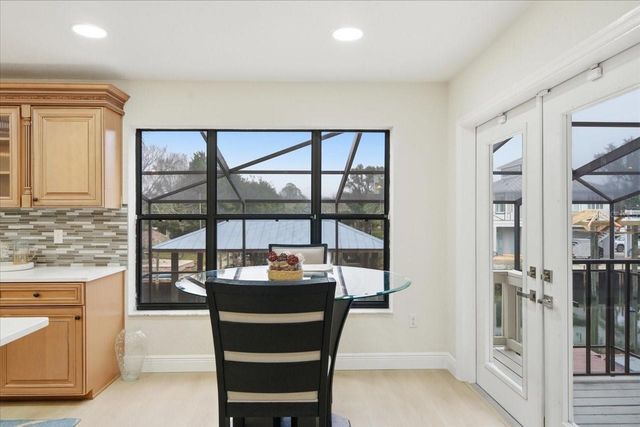 1821 NW 20TH AVENUE, Crystal River, FL 34428