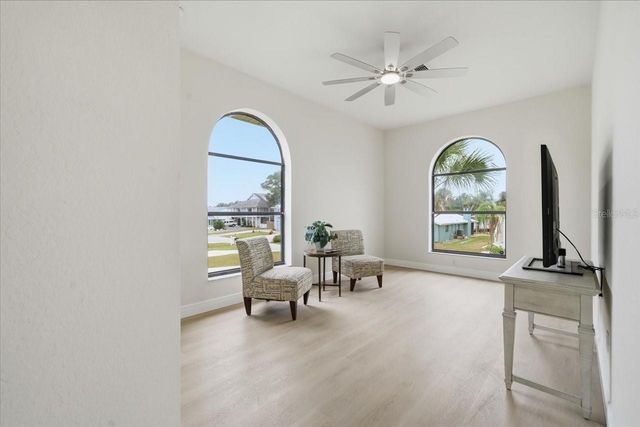 1821 NW 20TH AVENUE, Crystal River, FL 34428