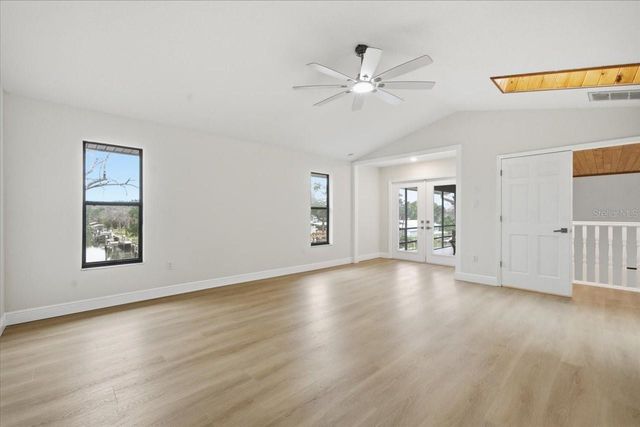 1821 NW 20TH AVENUE, Crystal River, FL 34428