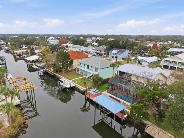 1821 NW 20TH AVENUE, Crystal River, FL 34428