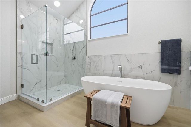 1821 NW 20TH AVENUE, Crystal River, FL 34428