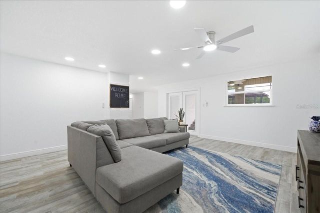 1821 NW 20TH AVENUE, Crystal River, FL 34428