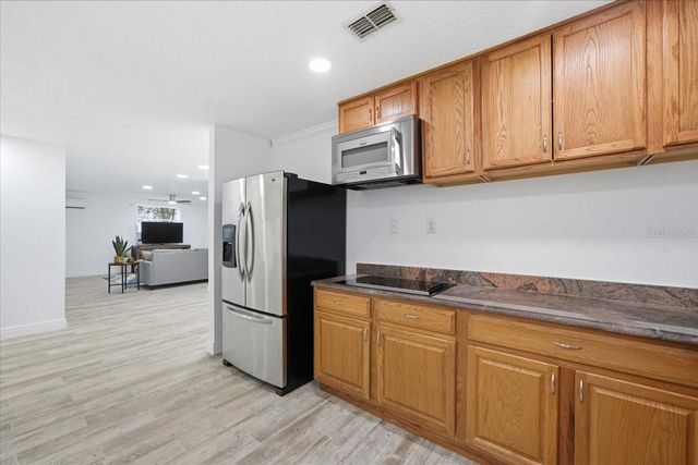 1821 NW 20TH AVENUE, Crystal River, FL 34428