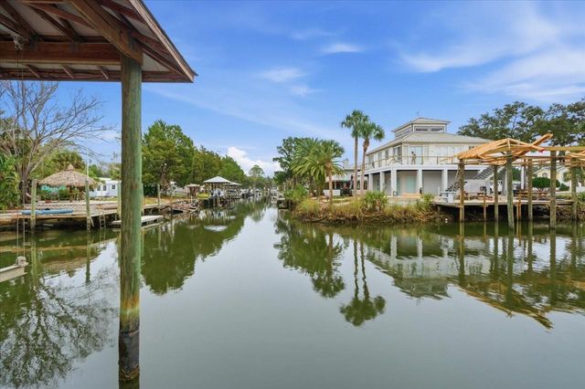 1821 NW 20TH AVENUE, Crystal River, FL 34428