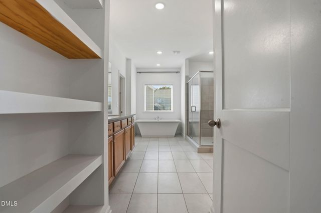 104 River Ledge Drive, Holly Springs, NC 27540