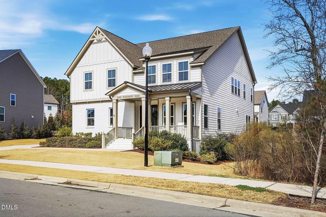 104 River Ledge Drive, Holly Springs, NC 27540