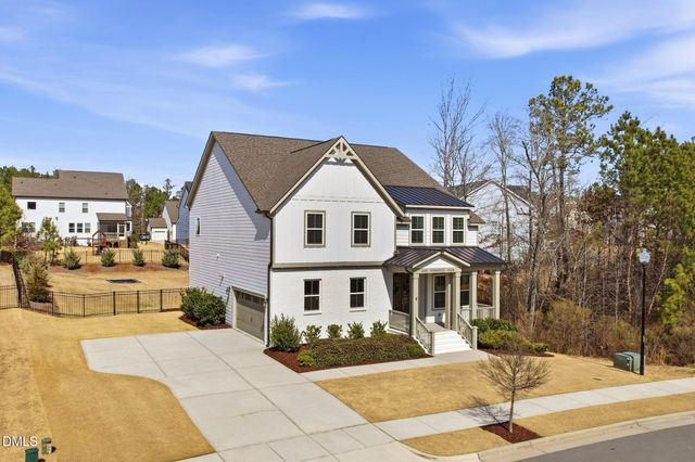 104 River Ledge Drive, Holly Springs, NC 27540