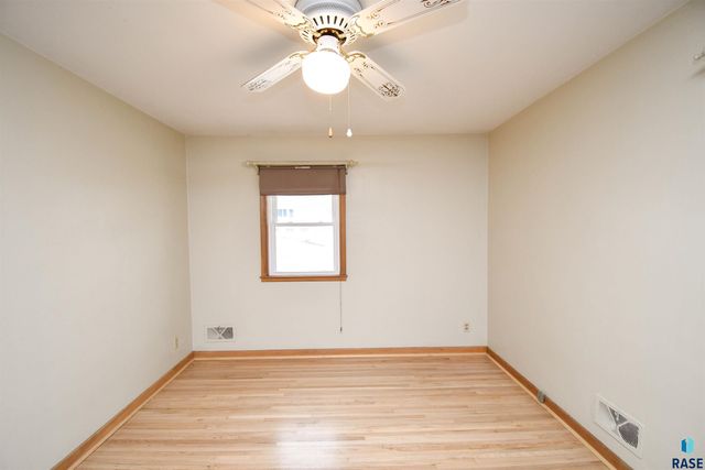 2200 W 28th St Street, Sioux Falls, SD 57105