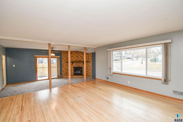 2200 W 28th St Street, Sioux Falls, SD 57105