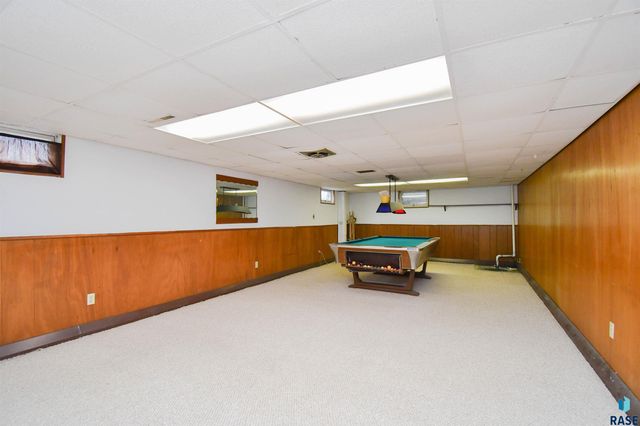 2200 W 28th St Street, Sioux Falls, SD 57105