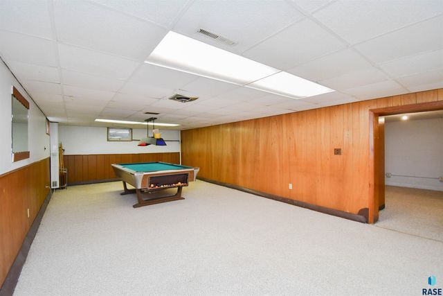 2200 W 28th St Street, Sioux Falls, SD 57105