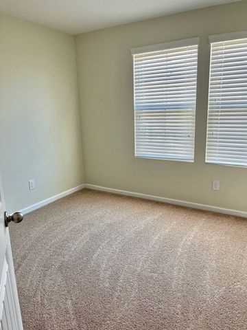 1046 Livingstone Ln, Mount Juliet, TN 37122