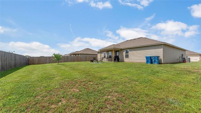 2812 Murphy Street, Pea Ridge, AR 72751