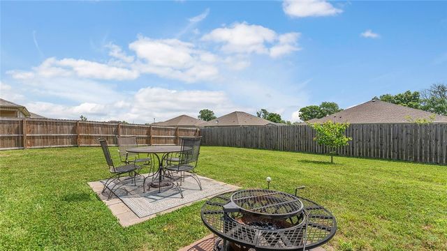 2812 Murphy Street, Pea Ridge, AR 72751