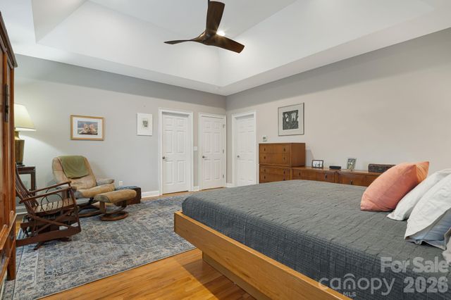 405 Mistletoe Trail, Hendersonville, NC 28791