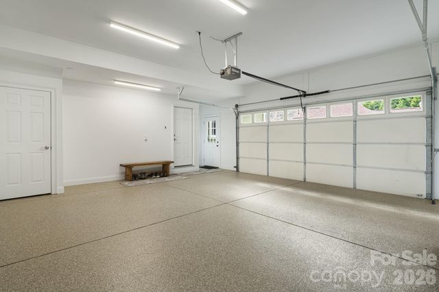 405 Mistletoe Trail, Hendersonville, NC 28791