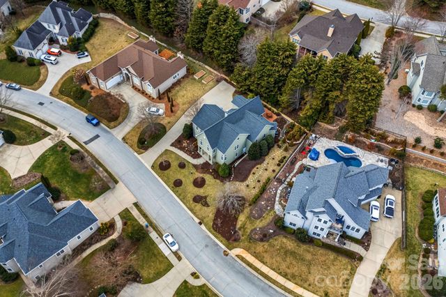 405 Mistletoe Trail, Hendersonville, NC 28791