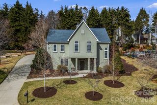 405 Mistletoe Trail, Hendersonville, NC 28791