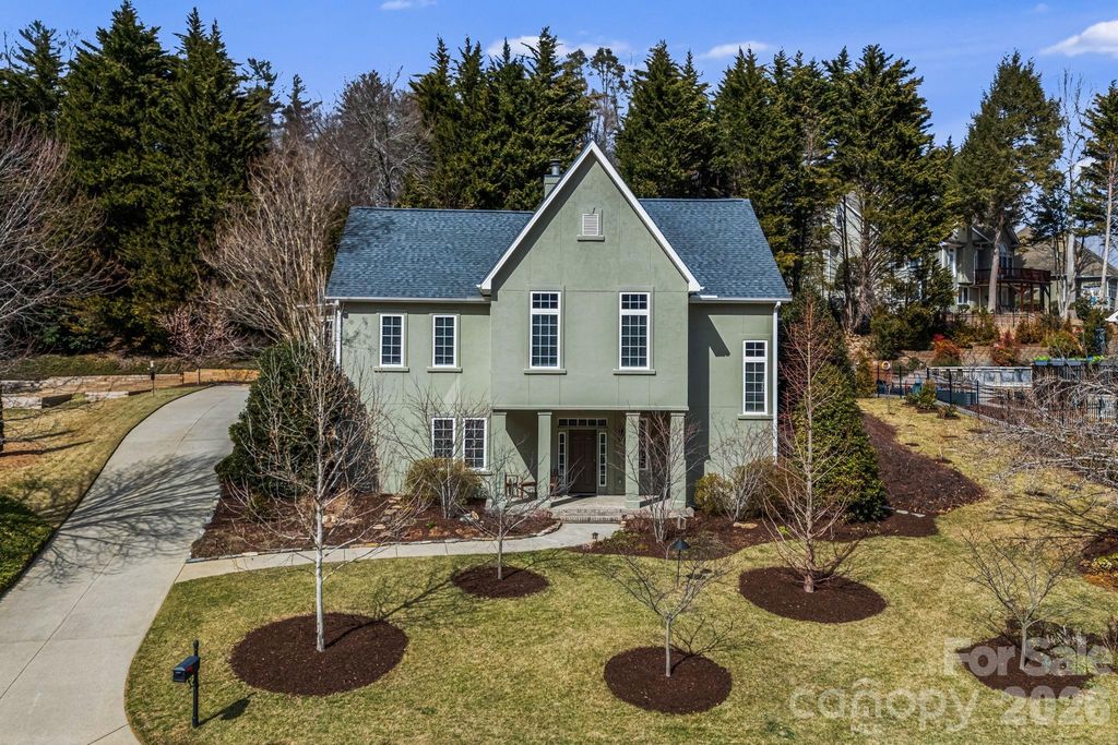 405 Mistletoe Trail, Hendersonville, NC 28791