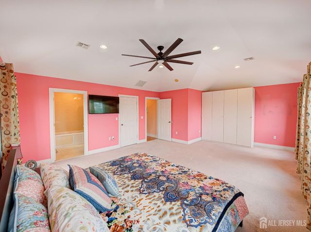 100 Trieste Street, Iselin, NJ 08830