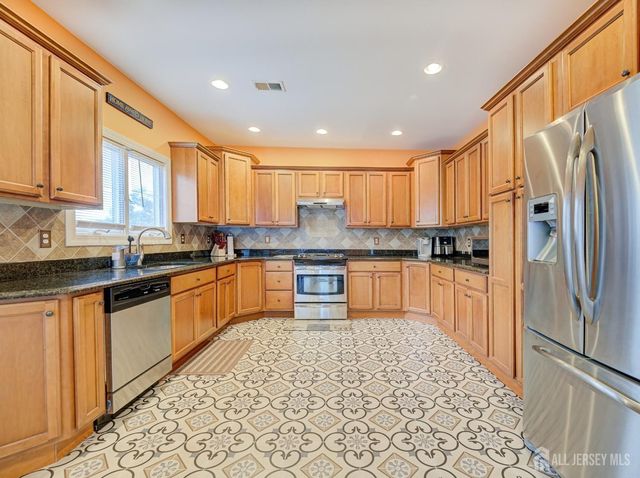 100 Trieste Street, Iselin, NJ 08830