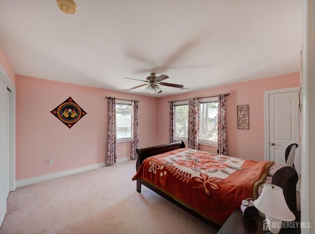 100 Trieste Street, Iselin, NJ 08830