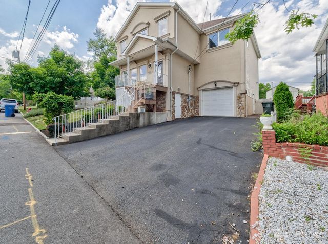 100 Trieste Street, Iselin, NJ 08830
