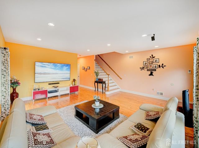 100 Trieste Street, Iselin, NJ 08830