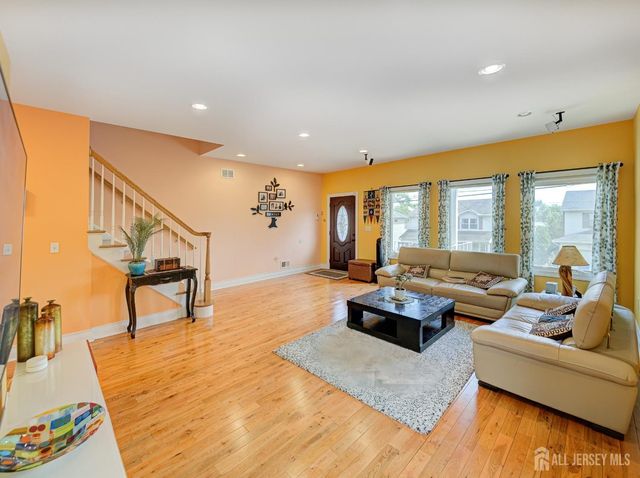 100 Trieste Street, Iselin, NJ 08830