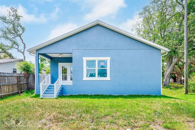 3151 69TH AVENUE N, St Petersburg, FL 33702