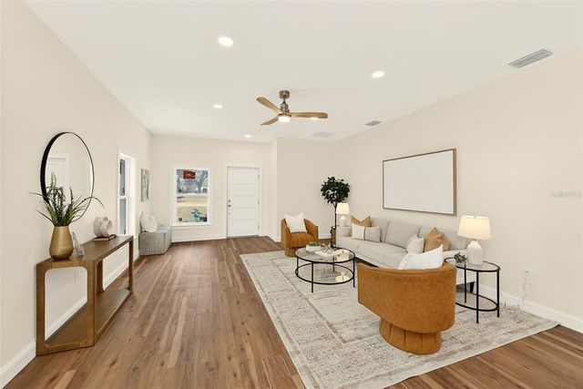 3151 69TH AVENUE N, St Petersburg, FL 33702