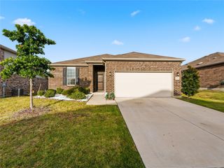 2804 Brisco Way, Aubrey, TX 76227