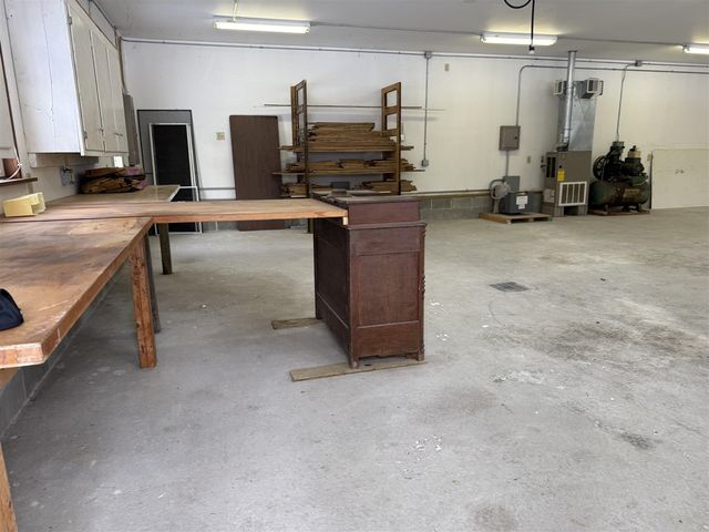 6595 Zellar Road, Whitehall, MI 49461