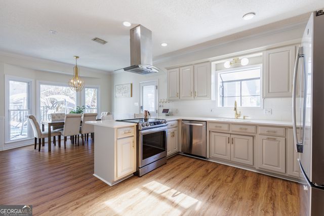 2825 Bud McKey Circle, Valdosta, GA 31602