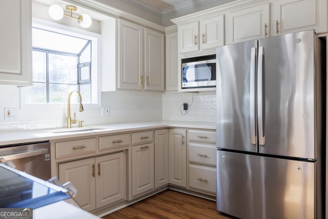 2825 Bud McKey Circle, Valdosta, GA 31602