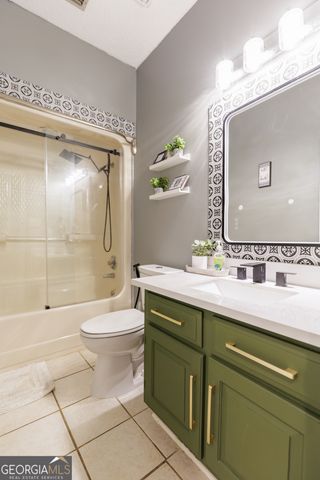 2825 Bud McKey Circle, Valdosta, GA 31602