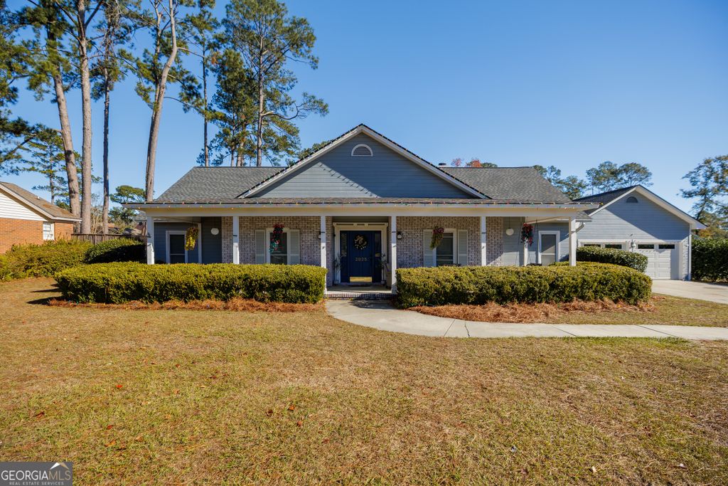 2825 Bud McKey Circle, Valdosta, GA 31602