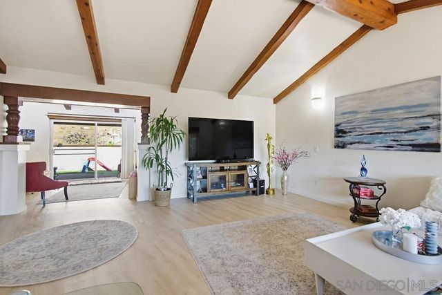 2835 Verda Ave., Escondido, CA 92025