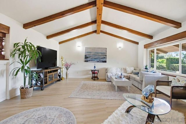 2835 Verda Ave., Escondido, CA 92025