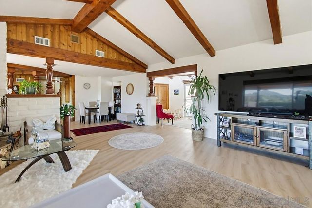 2835 Verda Ave., Escondido, CA 92025