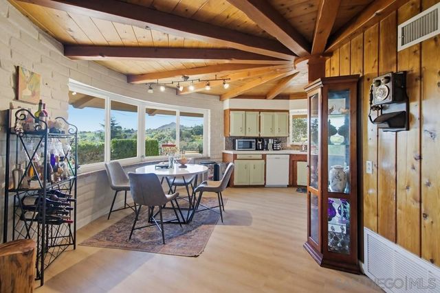 2835 Verda Ave., Escondido, CA 92025