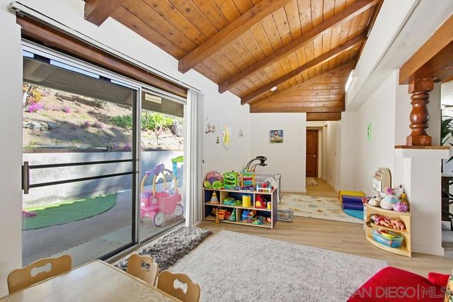 2835 Verda Ave., Escondido, CA 92025