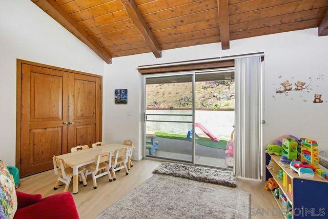 2835 Verda Ave., Escondido, CA 92025