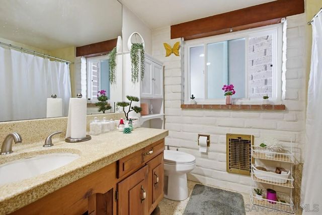 2835 Verda Ave., Escondido, CA 92025