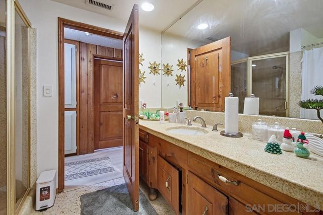 2835 Verda Ave., Escondido, CA 92025