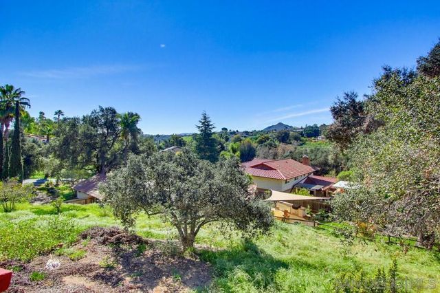 2835 Verda Ave., Escondido, CA 92025