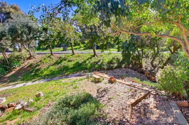 2835 Verda Ave., Escondido, CA 92025