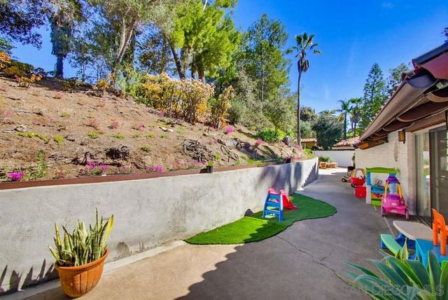 2835 Verda Ave., Escondido, CA 92025