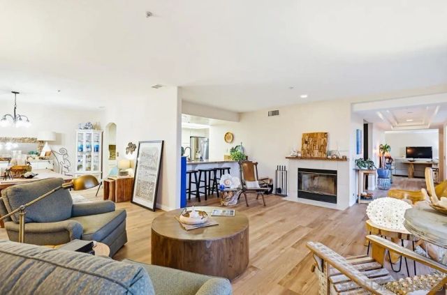 9634 Eucalyptus St, Spring Valley, CA 91977