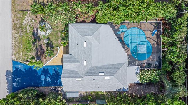 734 Sharar CT, Cape Coral, FL 33904